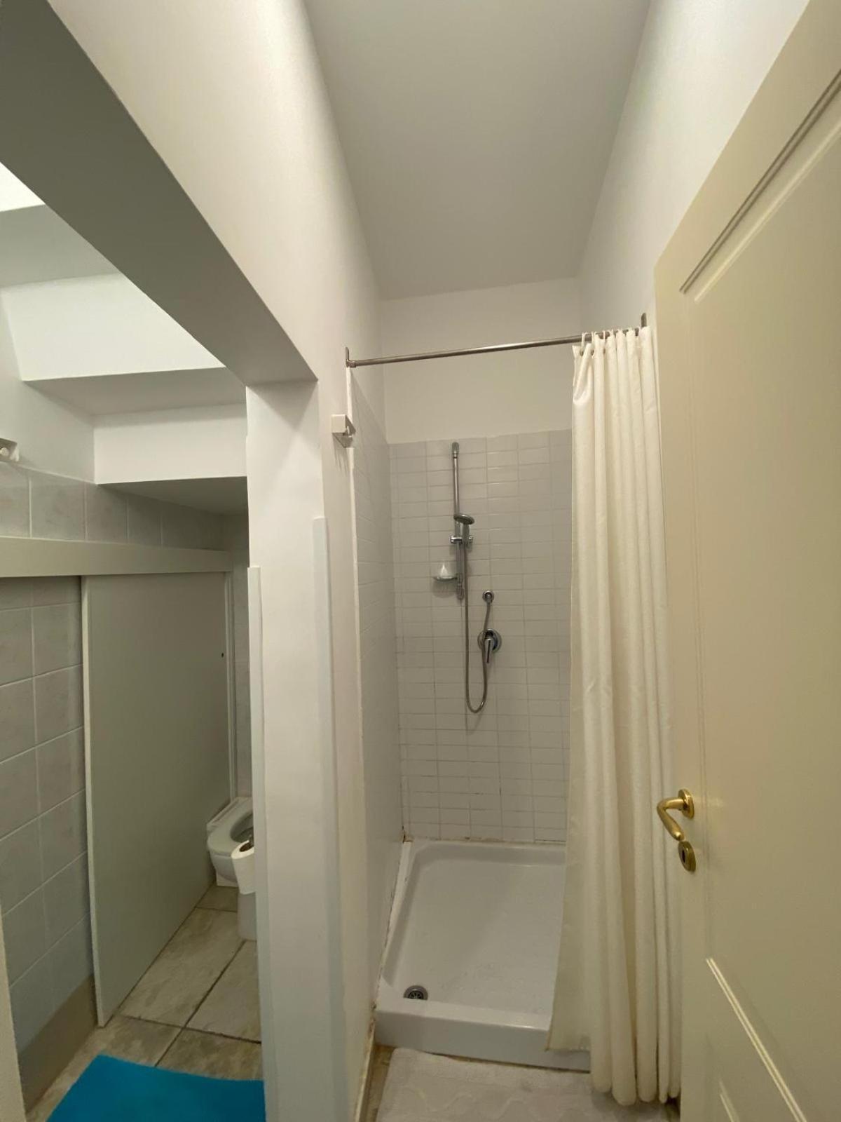 מונופולי La Torre E Il Mare Rooms By Sthey מראה חיצוני תמונה