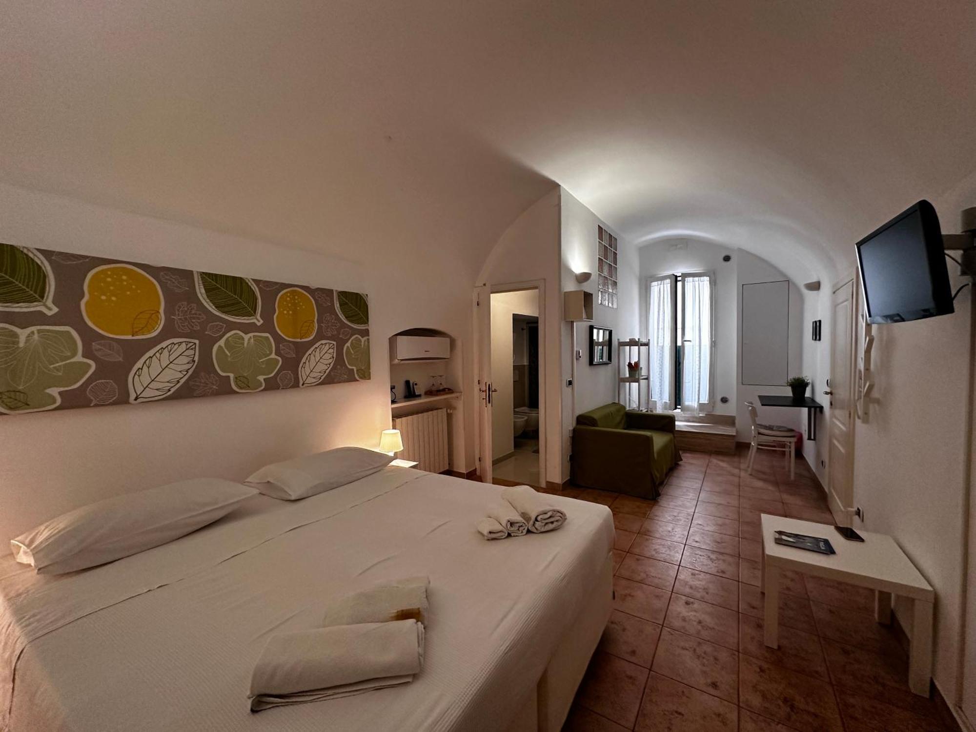 מונופולי La Torre E Il Mare Rooms By Sthey מראה חיצוני תמונה
